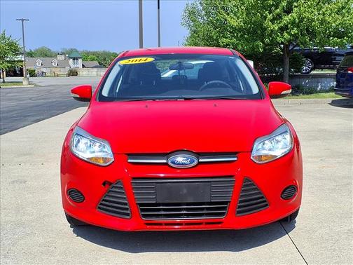 Race Red 2014 Ford Focus SE