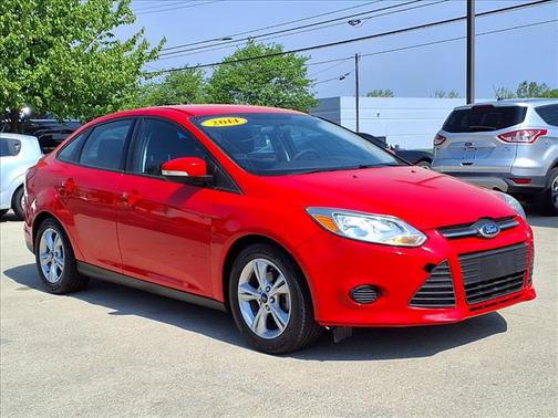 Race Red 2014 Ford Focus SE