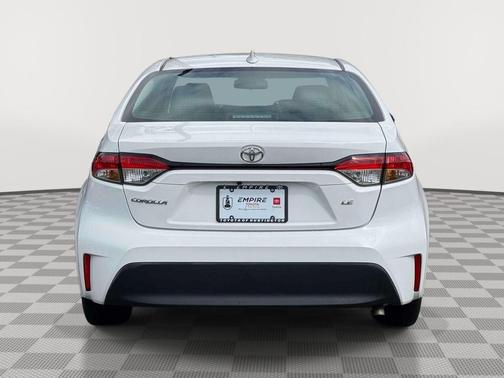 Ice Cap 2024 Toyota Corolla LE