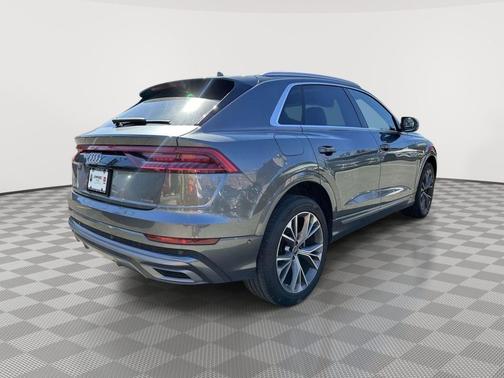 Samurai Gray Metallic 2023 Audi Q8 55 Premium Plus