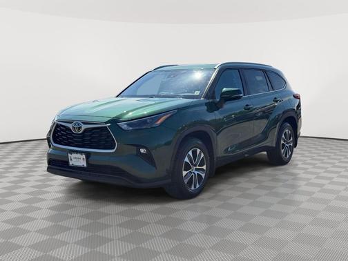 Cypress 2023 Toyota Highlander XLE