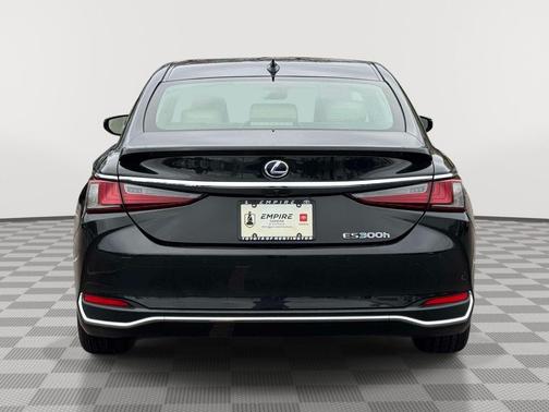 Caviar 2021 Lexus ES 300h Base
