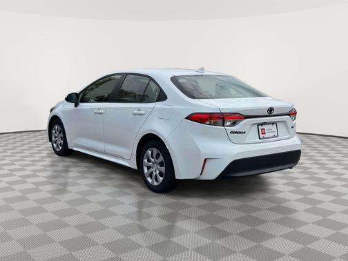 Ice Cap 2023 Toyota Corolla LE