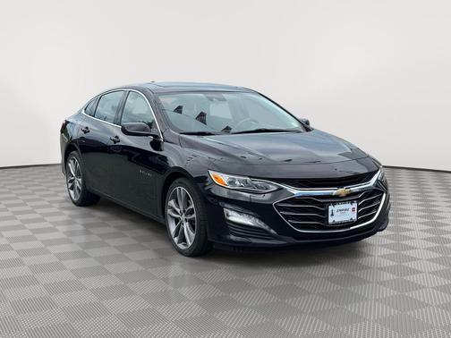 Mosaic Black Metallic 2024 Chevrolet Malibu FWD 2LT