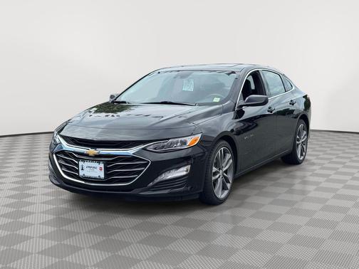 Mosaic Black Metallic 2024 Chevrolet Malibu FWD 2LT