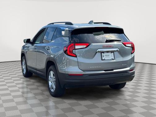Sterling Metallic 2023 GMC Terrain SLE