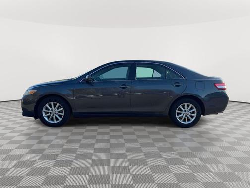 Magnetic Gray Metallic 2010 Toyota Camry XLE