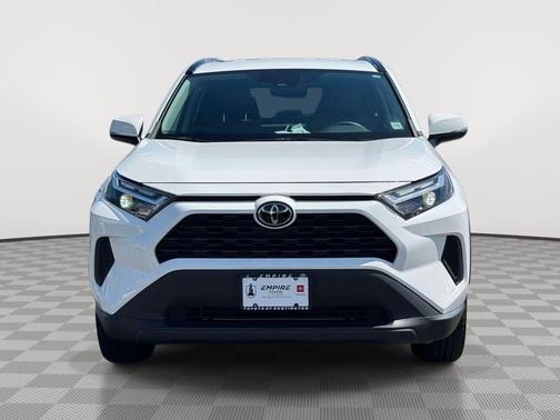 Ice Cap 2023 Toyota RAV4 XLE