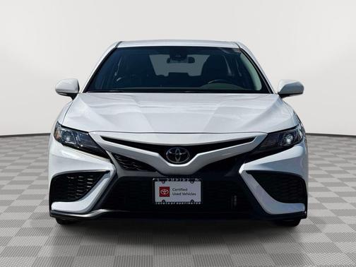 Ice Cap 2024 Toyota Camry SE