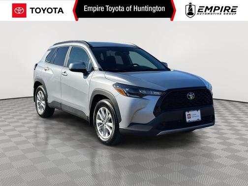 Sonic Silver 2024 Toyota Corolla Cross LE
