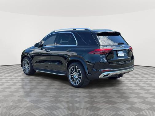 Black 2025 Mercedes-Benz GLE 450e 4MATIC
