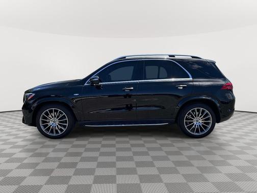 Black 2025 Mercedes-Benz GLE 450e 4MATIC