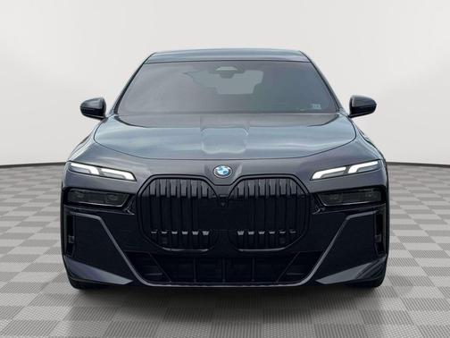 Black Sapphire Metallic 2023 BMW 760 i xDrive