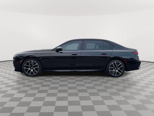 Black Sapphire Metallic 2023 BMW 760 i xDrive