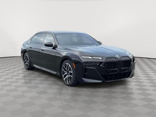 Black Sapphire Metallic 2023 BMW 760 i xDrive