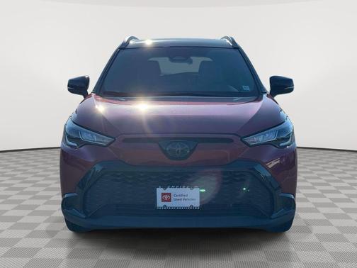Barcelona Red Metallic/Jet Black 2023 Toyota Corolla Hybrid SE