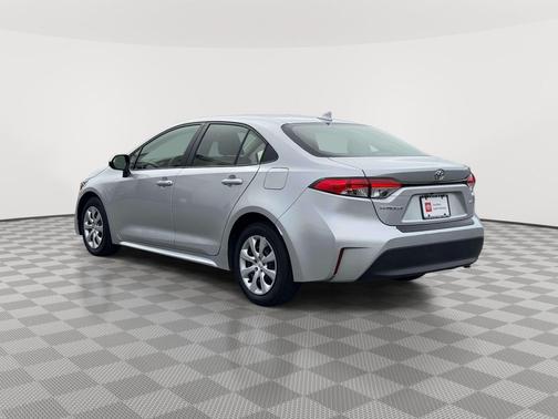 Classic Silver Metallic 2024 Toyota Corolla LE