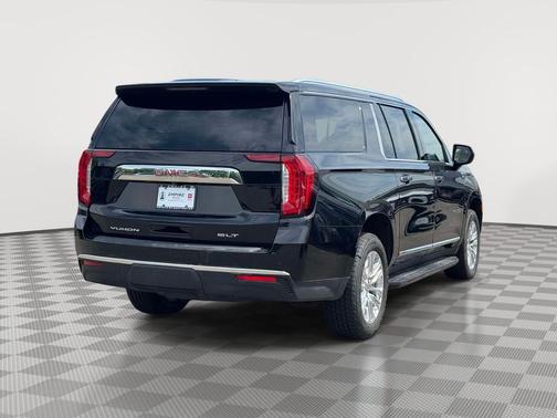 Onyx Black 2024 GMC Yukon XL SLT