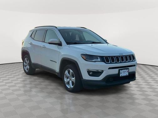 White Clearcoat 2018 Jeep Compass Latitude