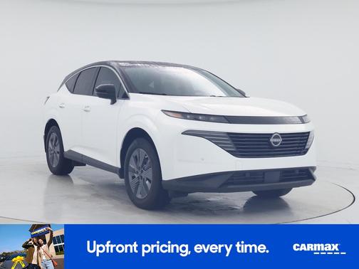 White 2025 Nissan Murano SL