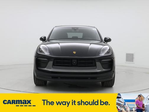 2023 Porsche Macan T