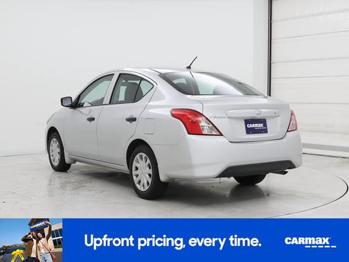 2017 Nissan Versa SV