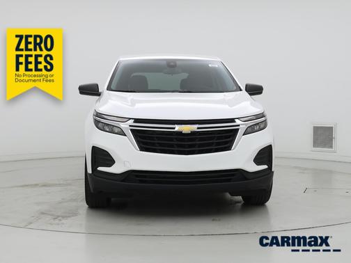 White 2023 Chevrolet Equinox LS