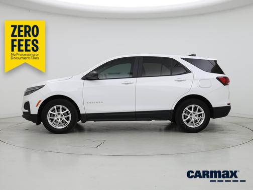 White 2023 Chevrolet Equinox LS