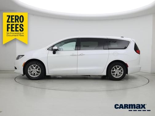 White 2023 Chrysler Voyager LX