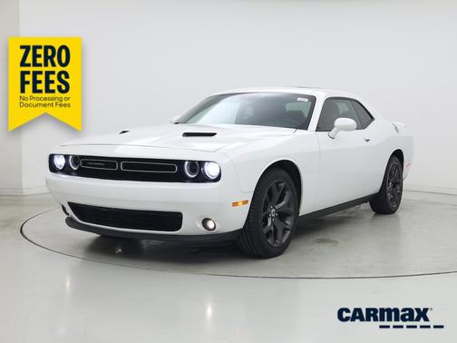 White 2018 Dodge Challenger SXT Plus