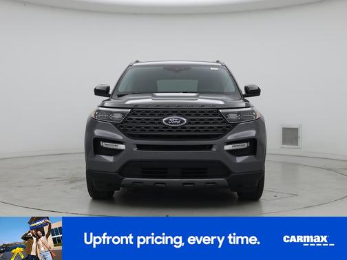 Gray 2022 Ford Explorer XLT