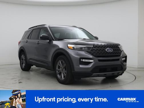 Gray 2022 Ford Explorer XLT