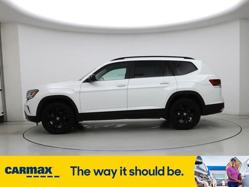 2022 Volkswagen Atlas SE w/Tech