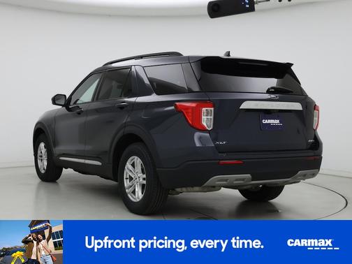 Blue 2022 Ford Explorer XLT