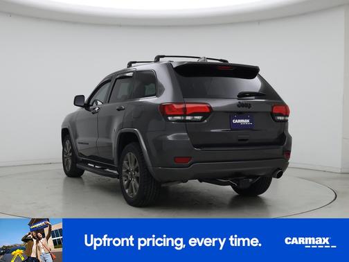 Gray 2019 Jeep Grand Cherokee Altitude