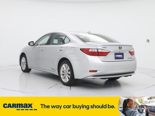 2013 Lexus ES 300h Hybrid