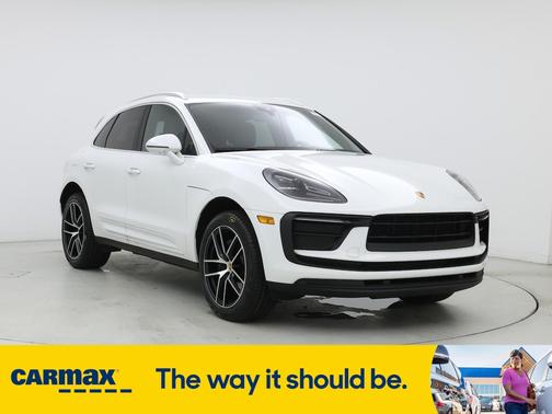 2022 Porsche Macan