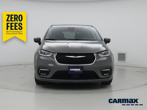 Gray 2023 Chrysler Pacifica Touring L