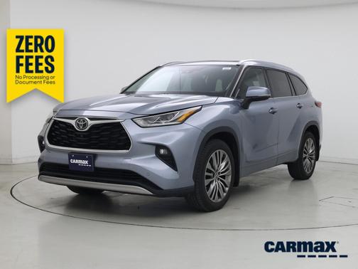 Gray 2021 Toyota Highlander Platinum