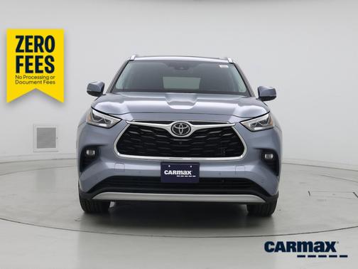 Gray 2021 Toyota Highlander Platinum