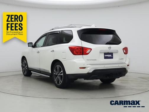 White 2020 Nissan Pathfinder Platinum
