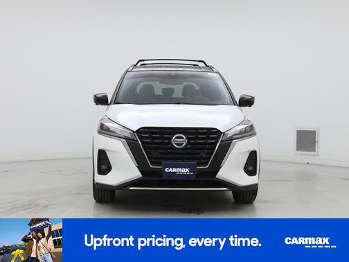 2021 Nissan Kicks SR