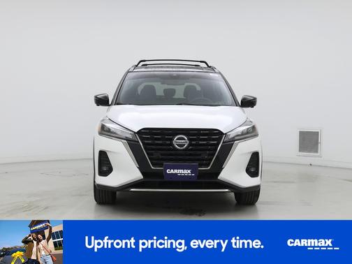 2021 Nissan Kicks SR