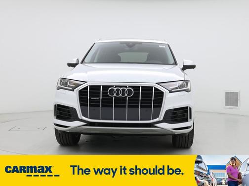 2022 Audi Q7 Premium
