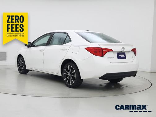 White 2017 Toyota Corolla SE