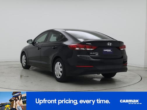Black 2018 Hyundai ELANTRA SE