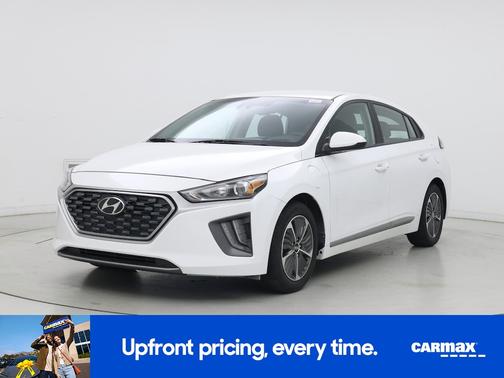 White 2021 Hyundai IONIQ Plug-In Hybrid SE