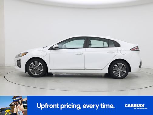 White 2021 Hyundai IONIQ Plug-In Hybrid SE