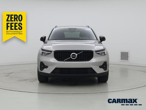 Gray 2023 Volvo XC40 B5 Plus Dark Theme