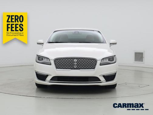 White 2019 Lincoln MKZ Reserve